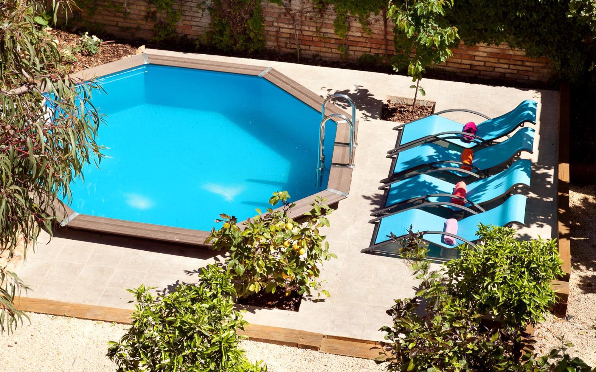 Modernista Villa *